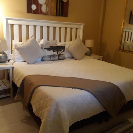 African Dreams Bed And Breakfast イースト・ロンドン エクステリア 写真